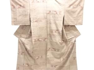 横段に花唐草模様織り出し手織り紬着物